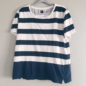 BDG white, black & navy t shirt unisex large / med